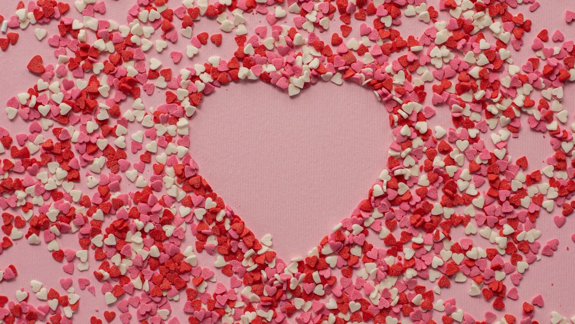 confetti-hearts-negotiation-in-relationships-expat-nest