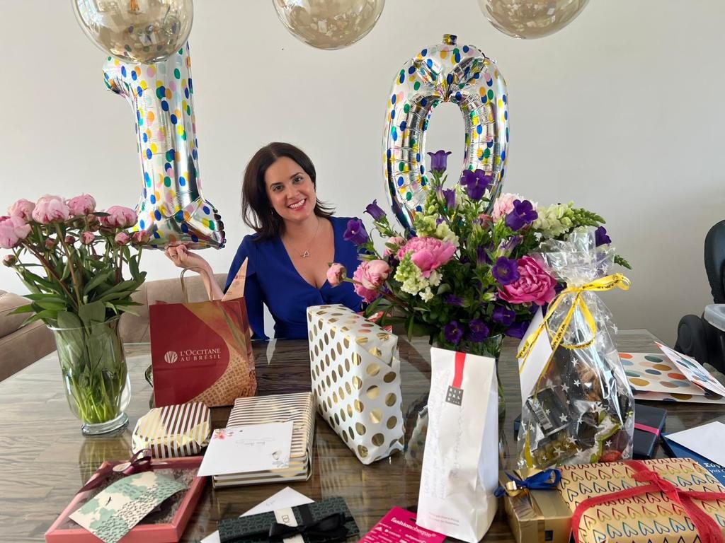 expat-nest-birthday-vivian-chiona-with-gifts