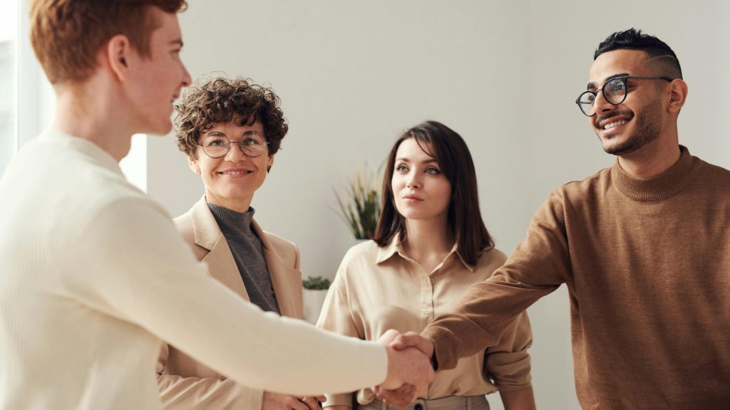 expat job transition expat nest pexels fauxels