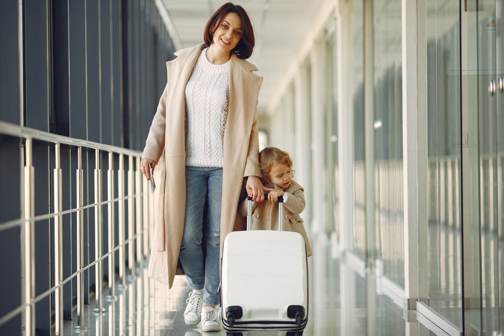 Help Children Through Relocation expat nest pexels gustavo fring